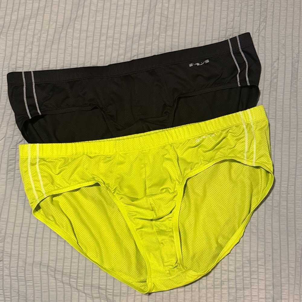 2xist Black and Neon Yellow Briefs